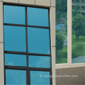 Pellicola per protezione solare in prospettiva unidirezionale per vetri per finestre